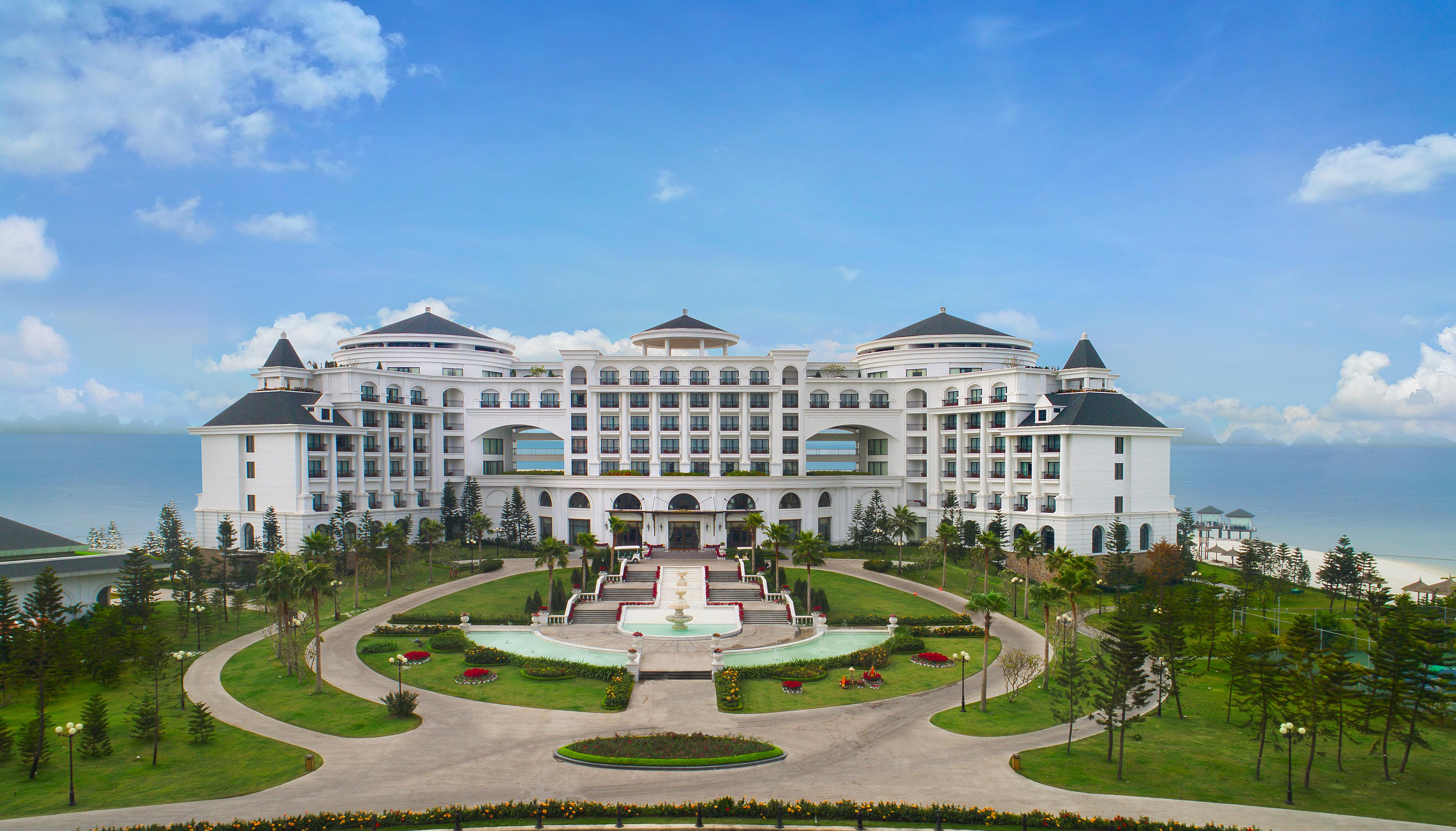 Vinpearl Resort & Spa Ha Long Exterior photo